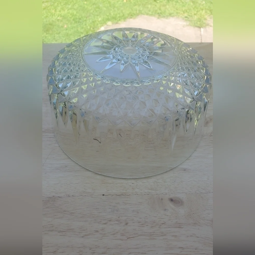 Vintage Arcoroc‎  Desert Serving Bowl France Cut Glass Crystal